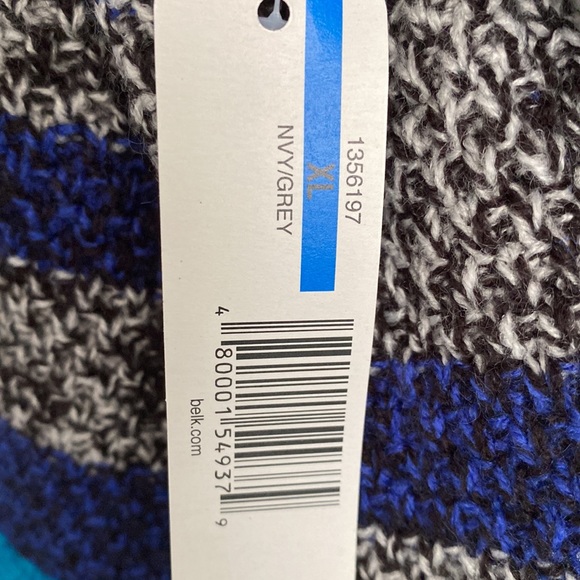 Sweater poncho NWT - Picture 3 of 6